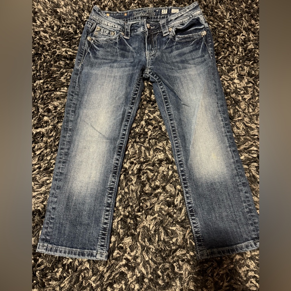 Miss Me Women's Faded Blue Capris